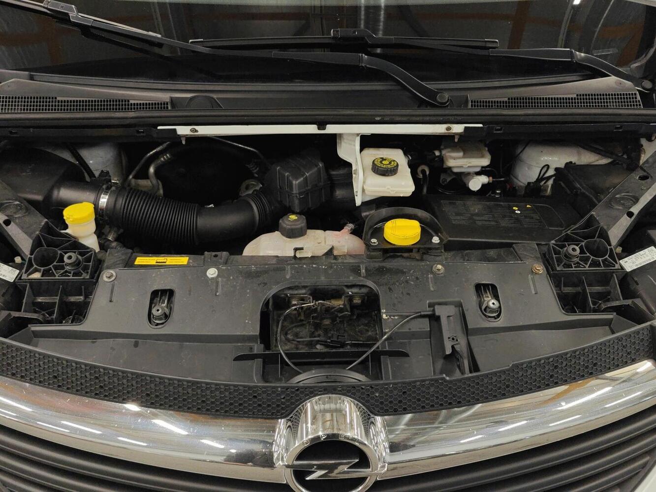 Opel Vivaro vaihtoauto