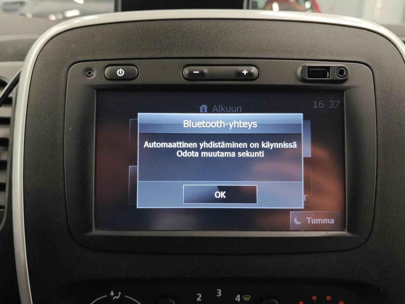 Opel Vivaro vaihtoauto