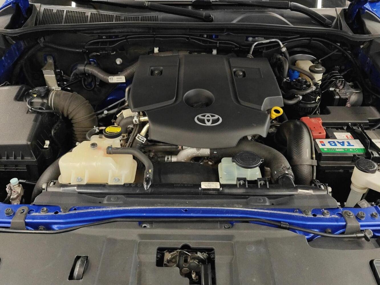 Toyota Hilux vaihtoauto