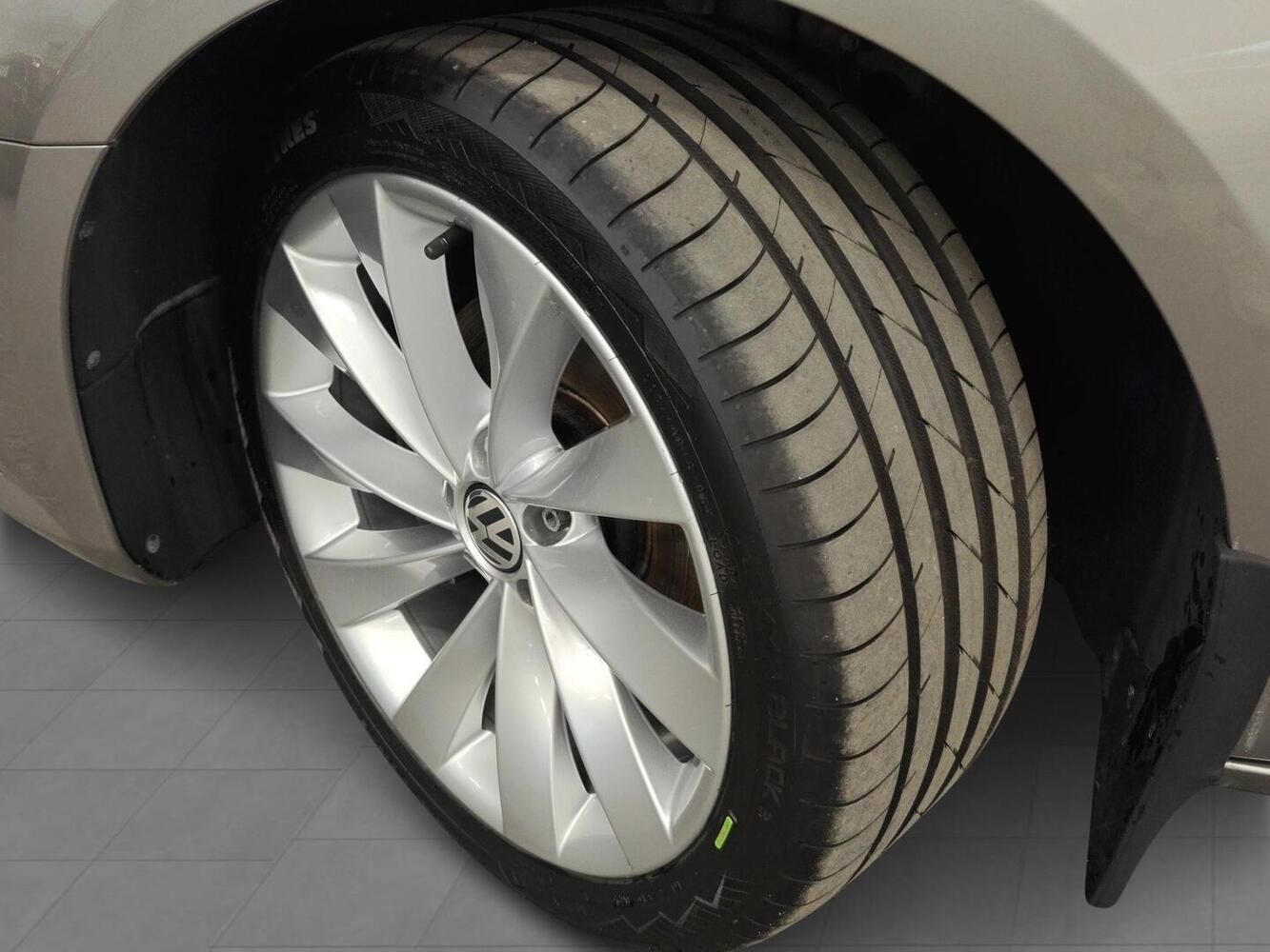 Volkswagen CC vaihtoauto