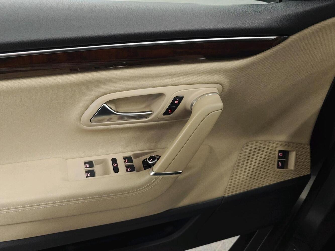 Volkswagen CC vaihtoauto