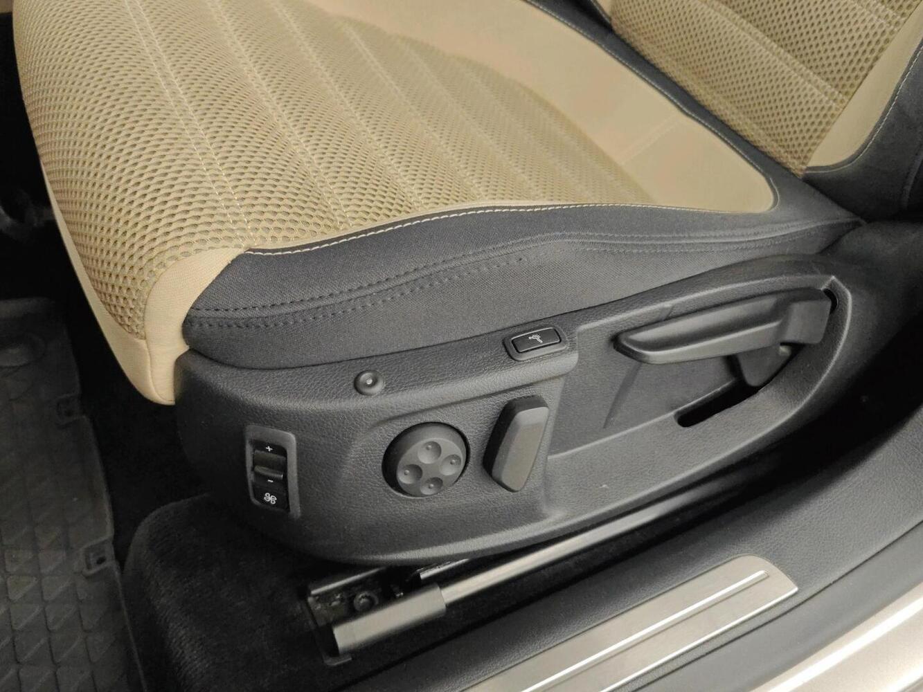 Volkswagen CC vaihtoauto