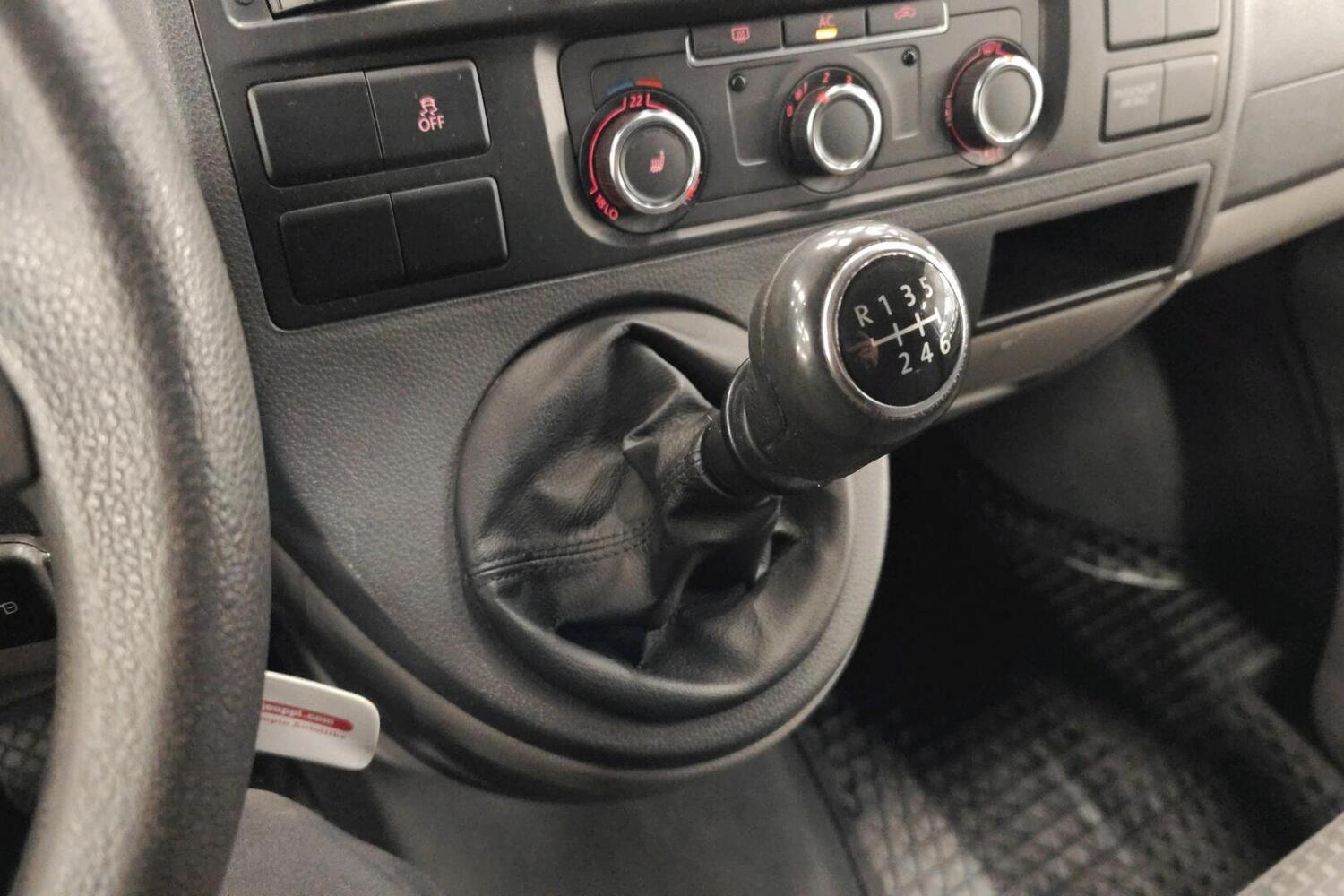 Volkswagen Transporter vaihtoauto