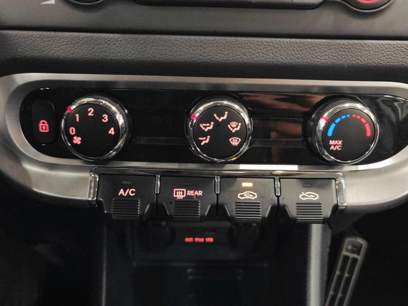 Kia Rio vaihtoauto