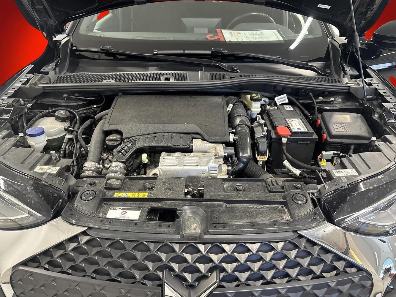 DS 3 Crossback vaihtoauto