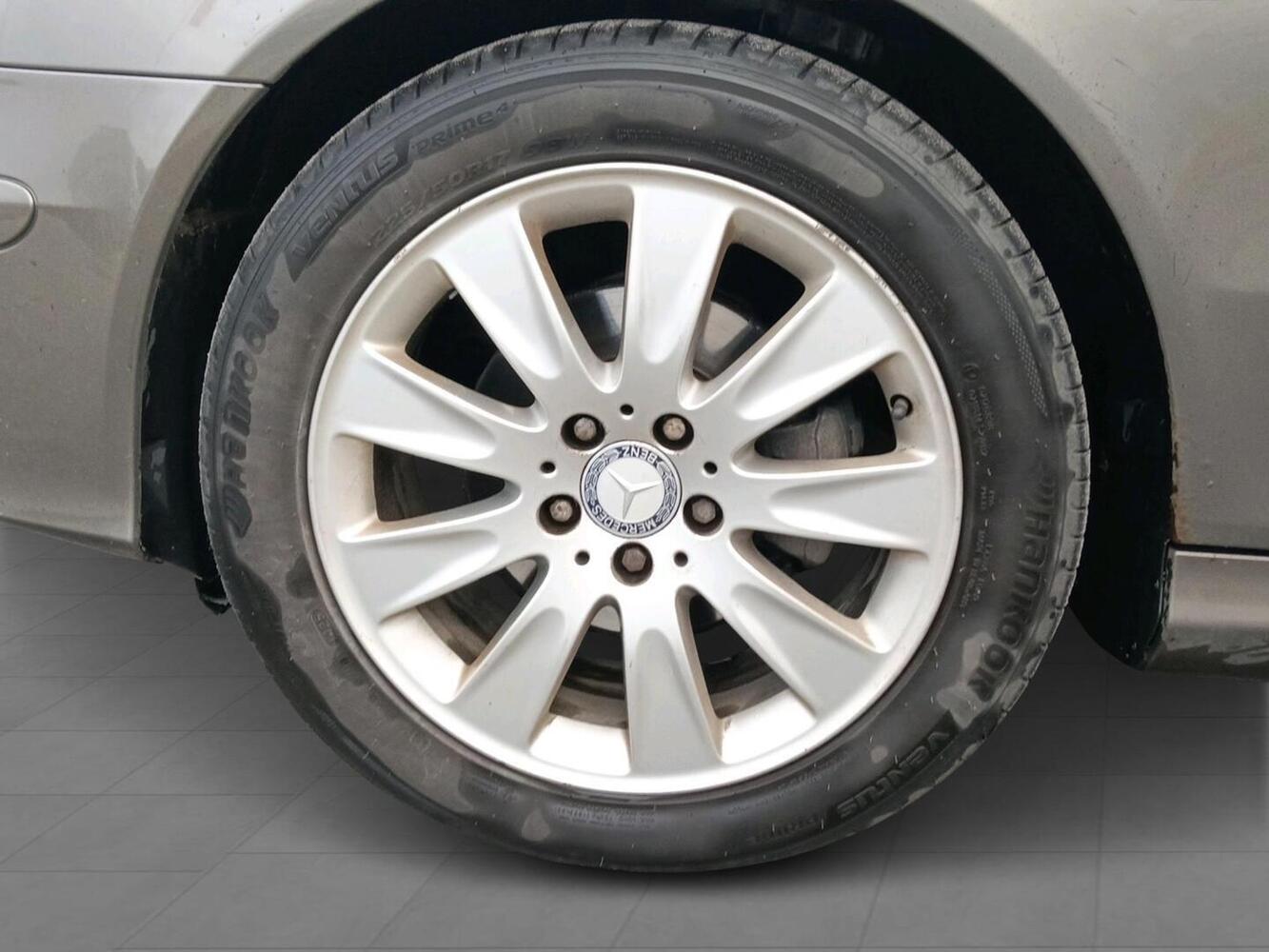 Mercedes-Benz CLK vaihtoauto