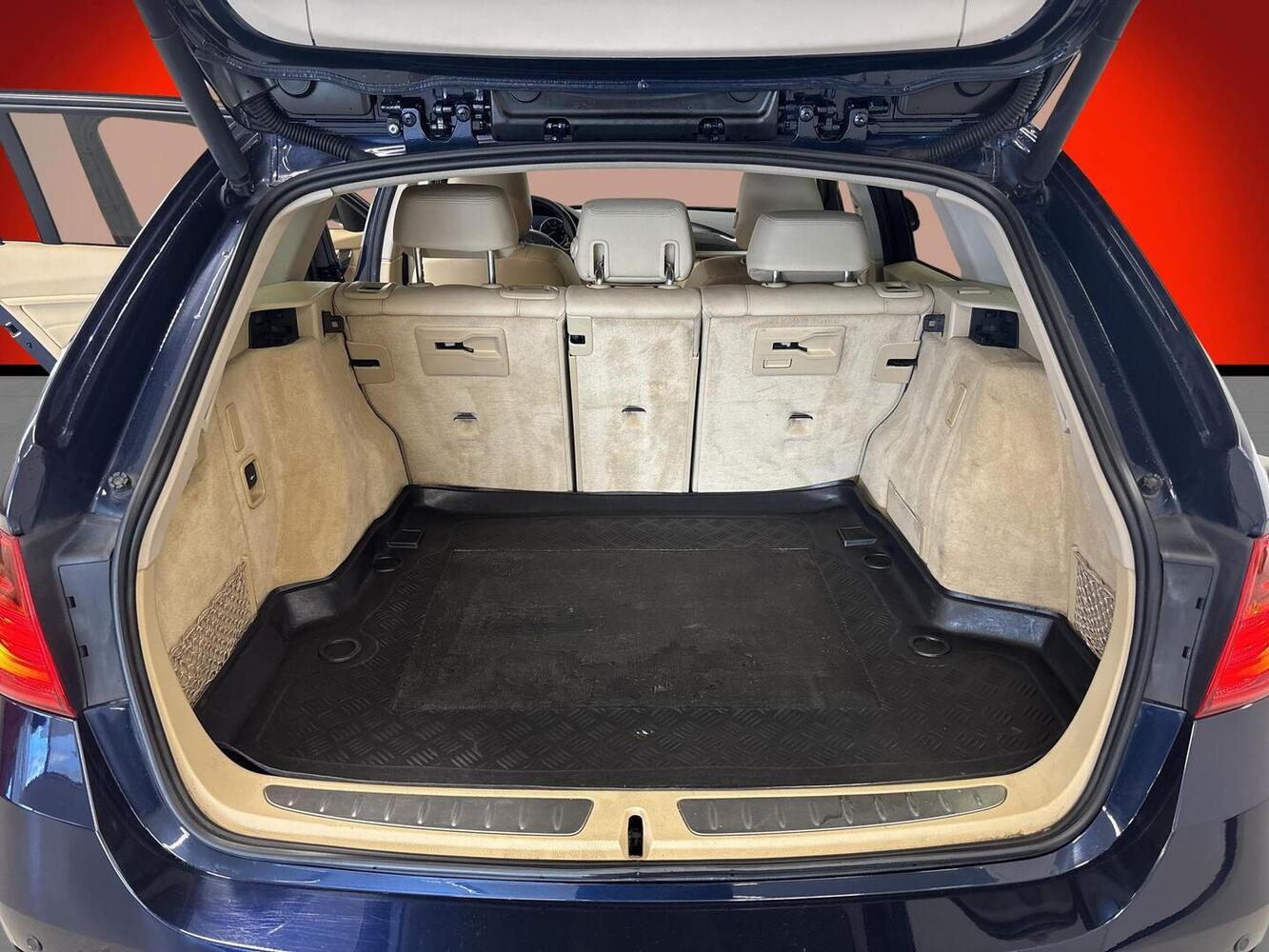 BMW 330 vaihtoauto