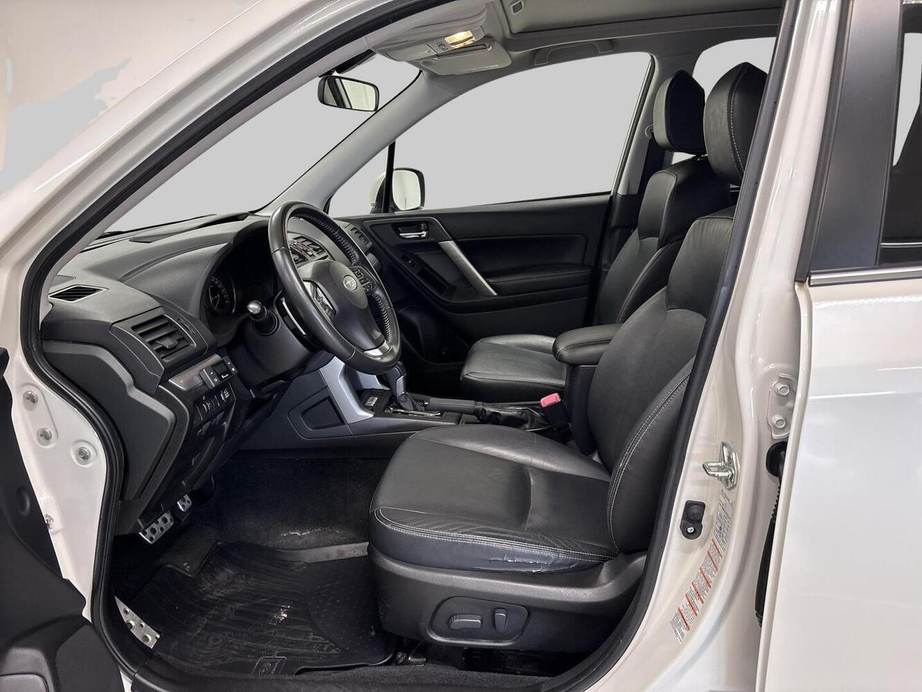 Subaru Forester vaihtoauto