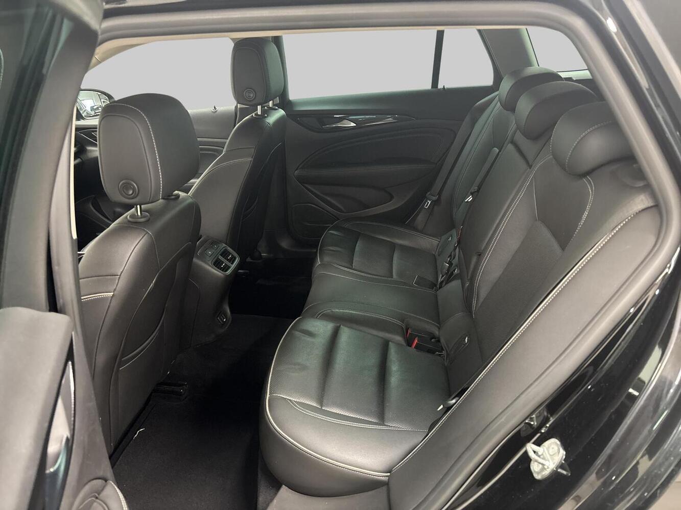 Opel Insignia vaihtoauto
