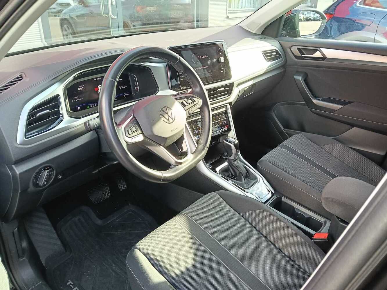 Volkswagen T-Roc vaihtoauto