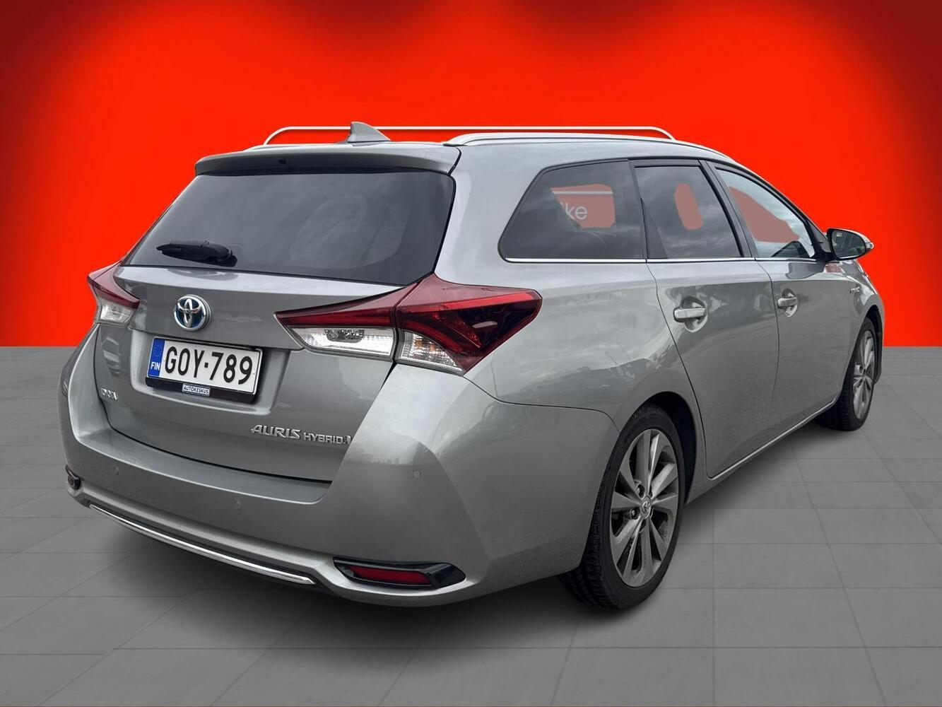 Toyota Auris vaihtoauto