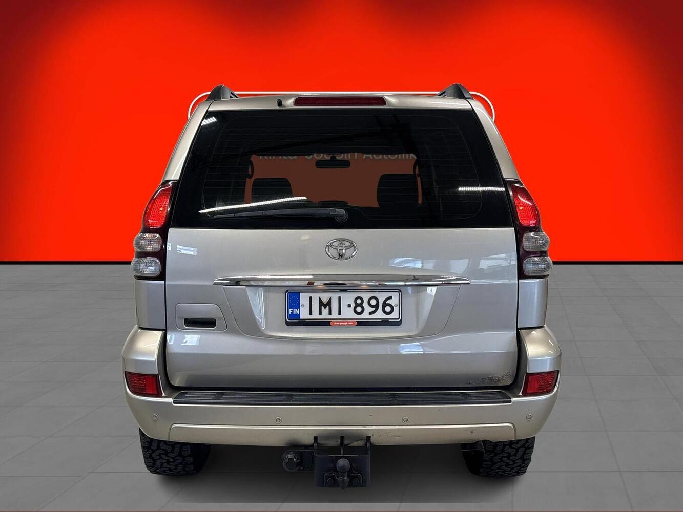 Toyota Land Cruiser vaihtoauto