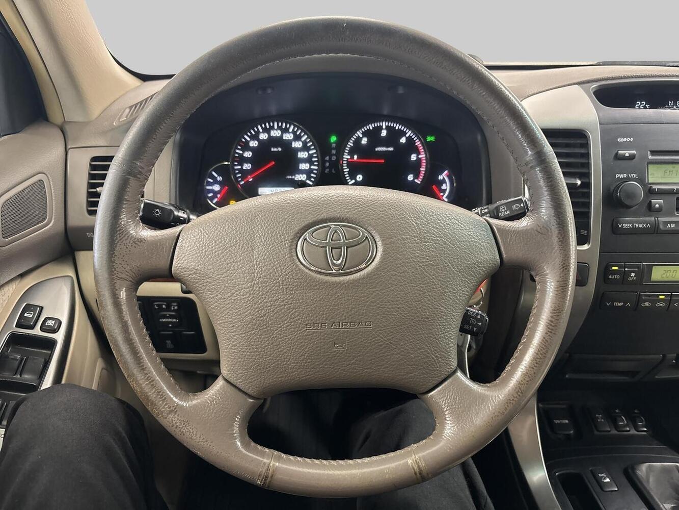 Toyota Land Cruiser vaihtoauto