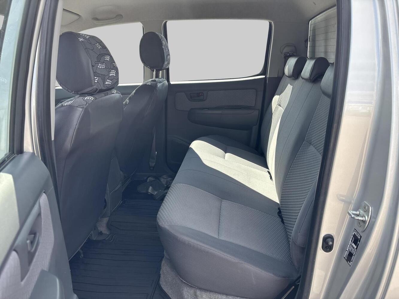 Toyota Hilux vaihtoauto