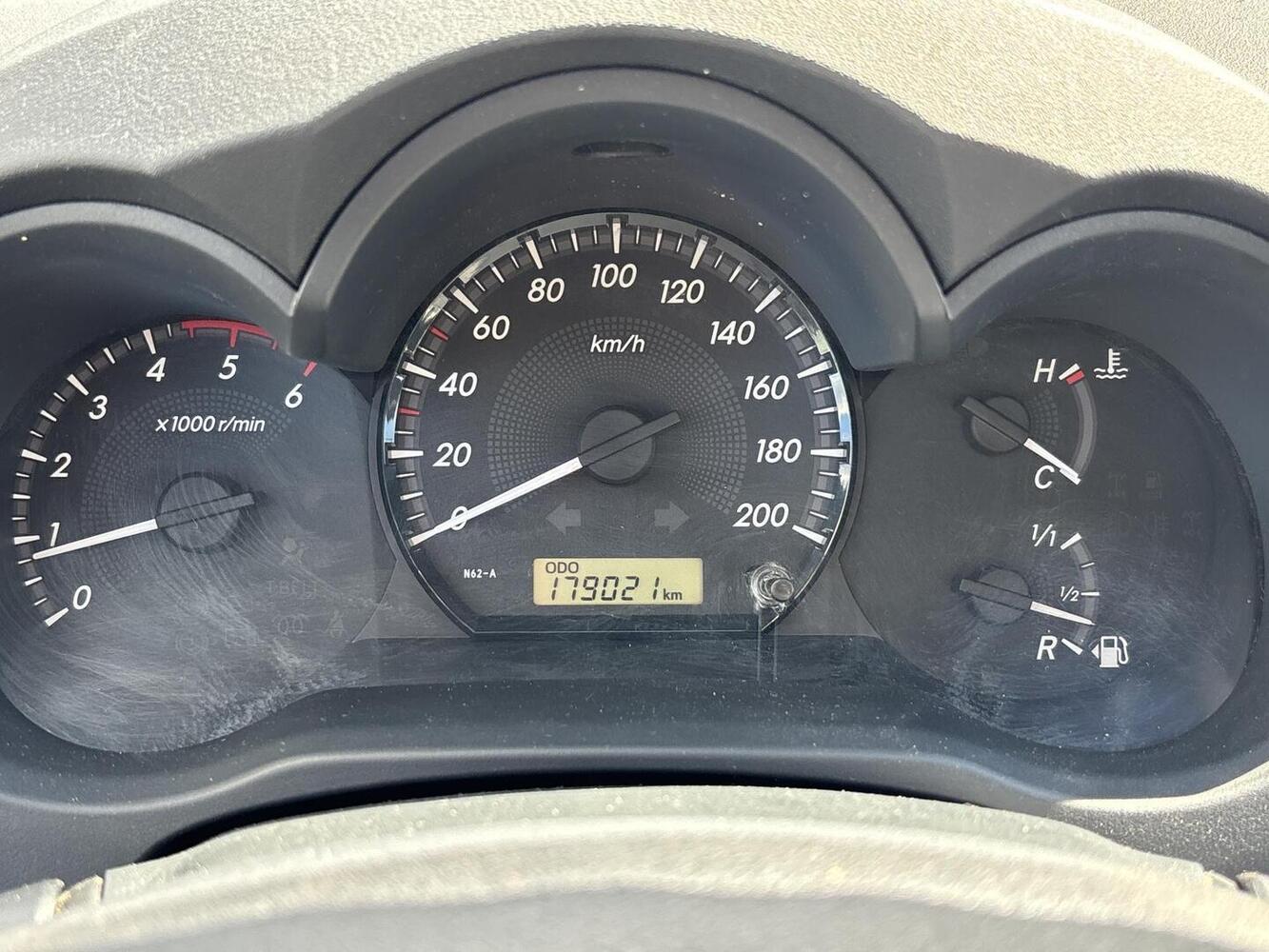 Toyota Hilux vaihtoauto
