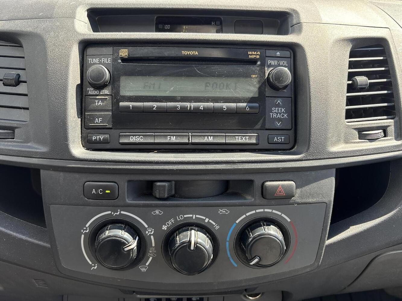 Toyota Hilux vaihtoauto