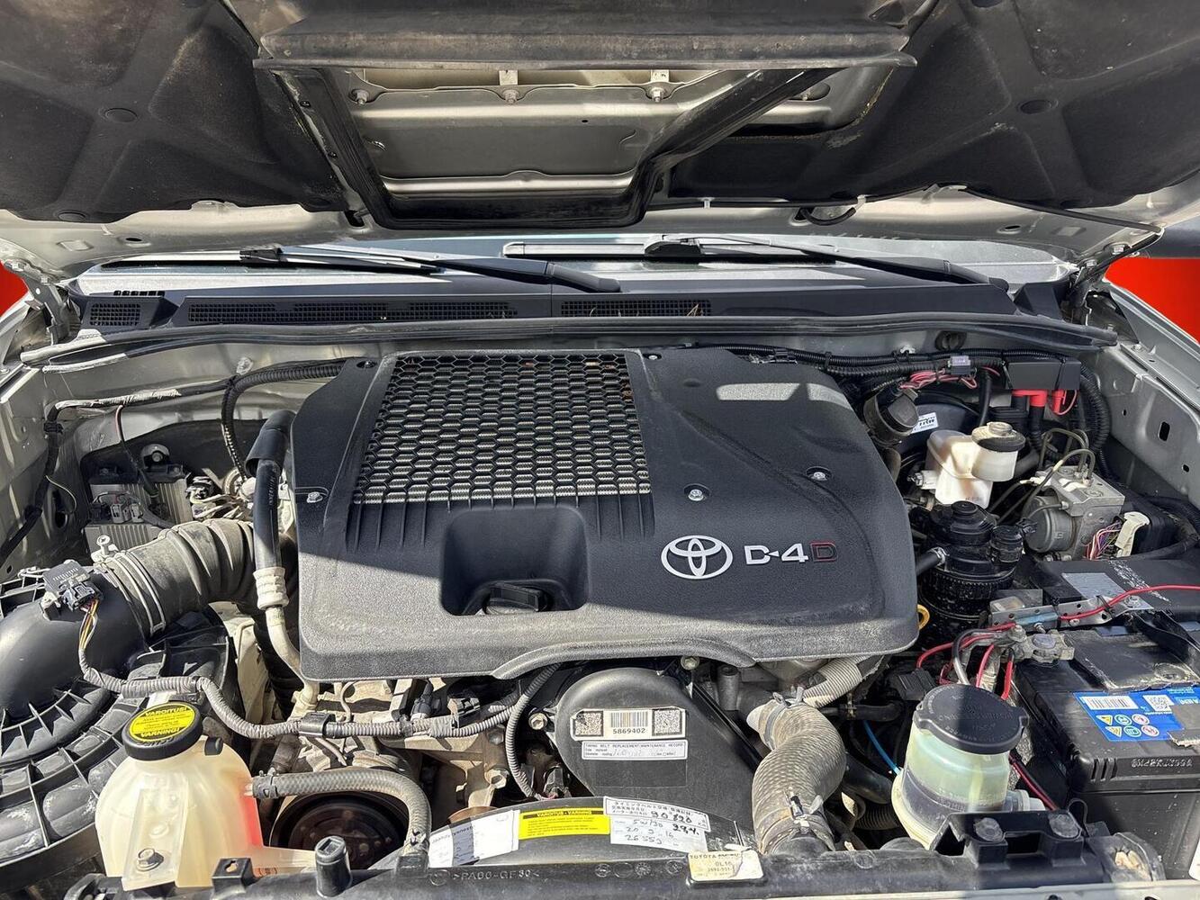Toyota Hilux vaihtoauto