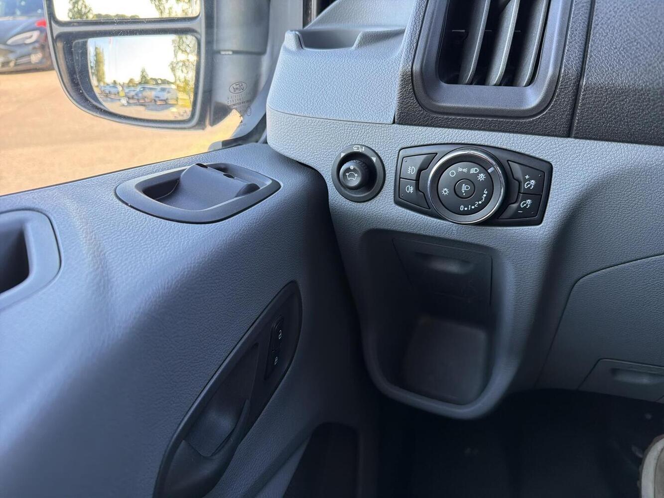 Ford Transit vaihtoauto
