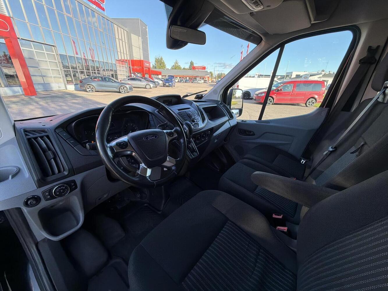 Ford Transit vaihtoauto