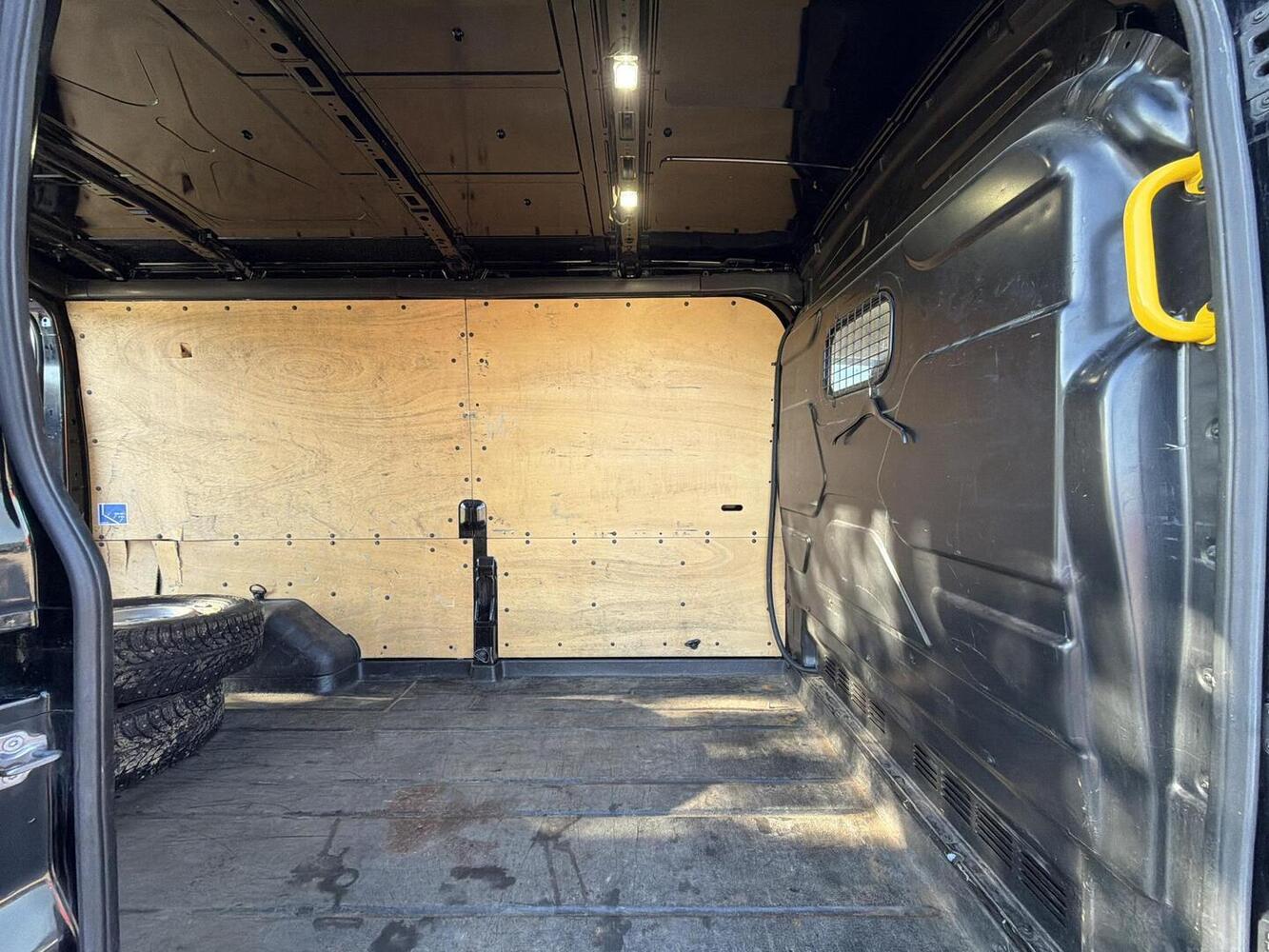 Ford Transit vaihtoauto