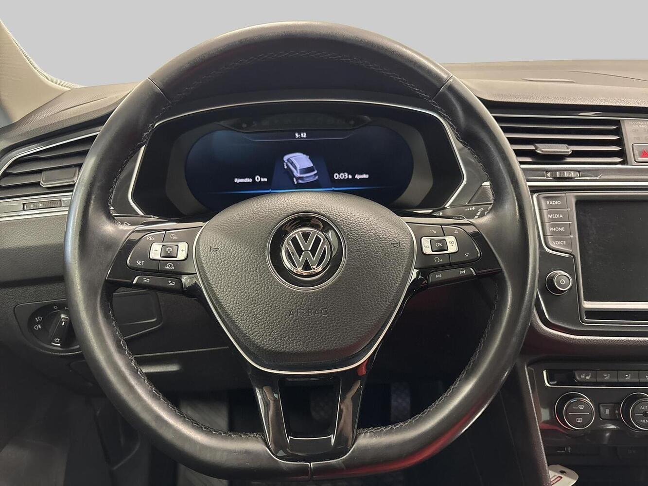 Volkswagen Tiguan vaihtoauto