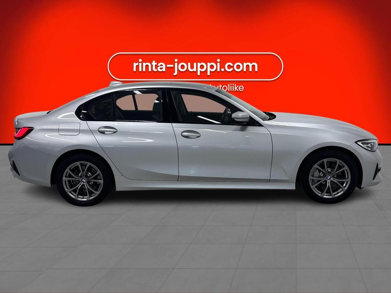 BMW 330 vaihtoauto