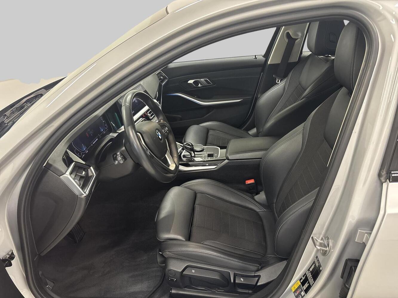 BMW 330 vaihtoauto