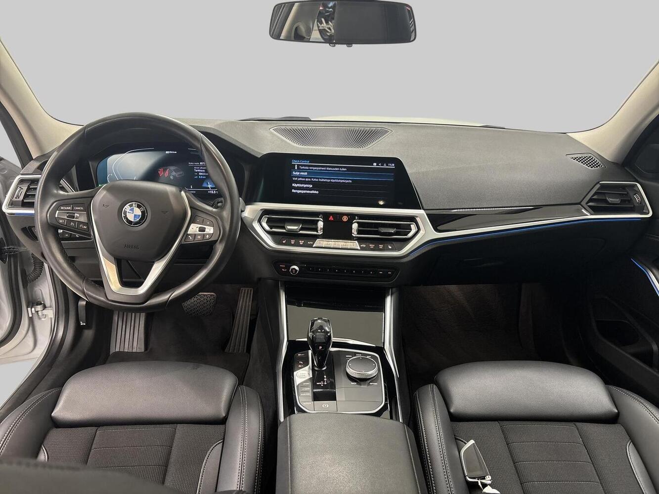 BMW 330 vaihtoauto