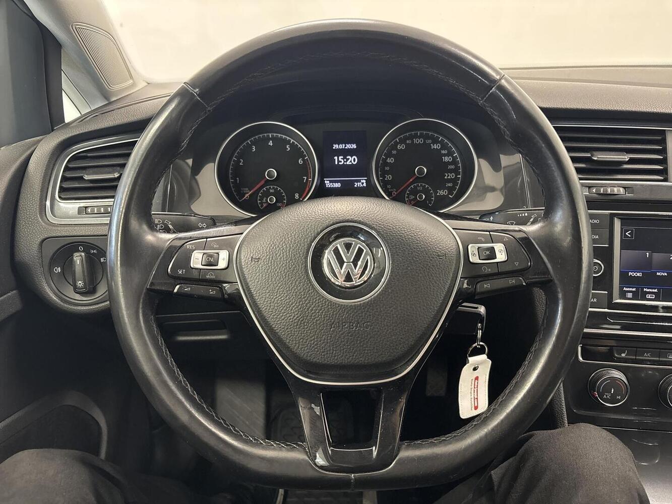 Volkswagen Golf vaihtoauto