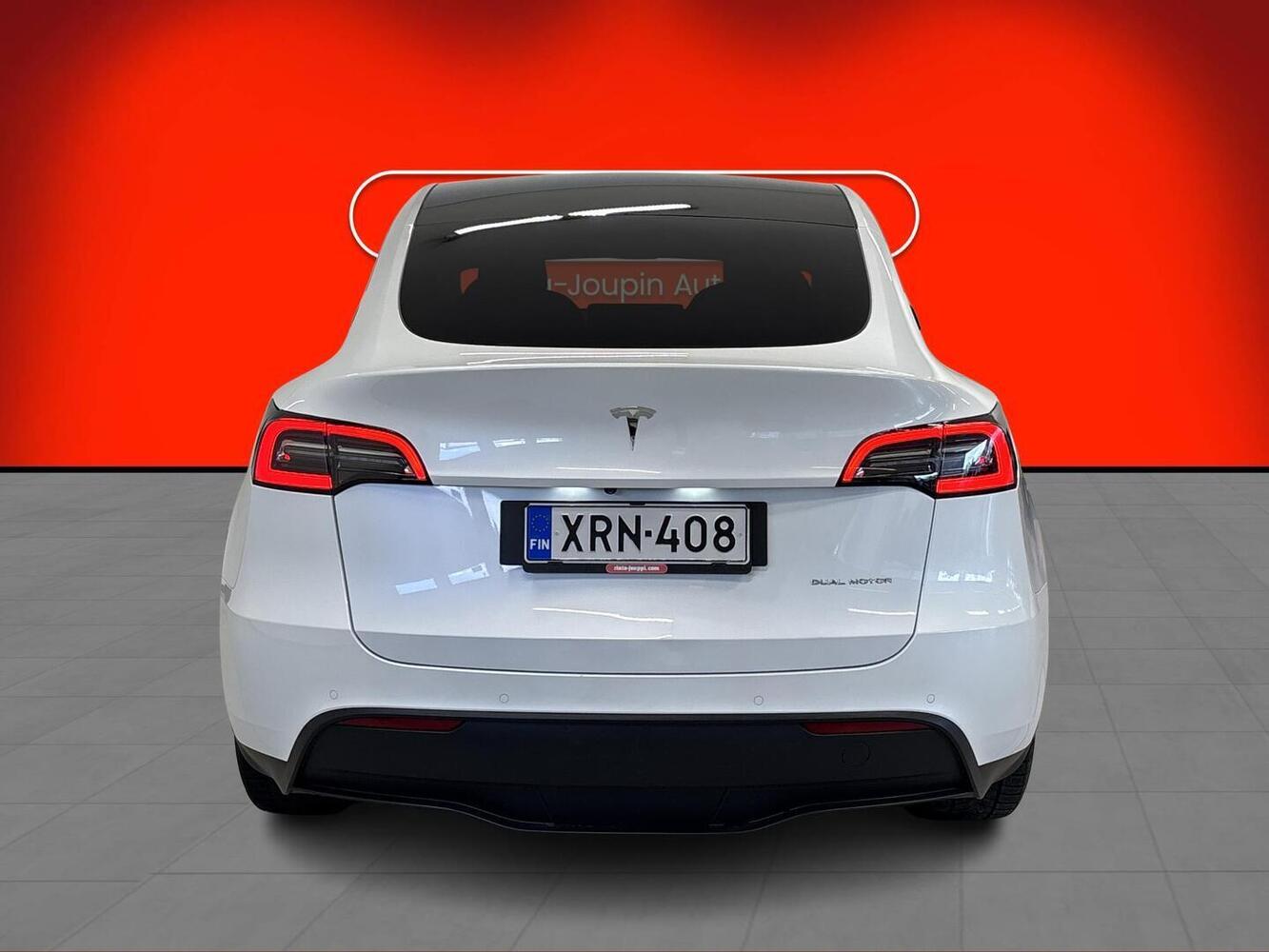 Tesla Model Y vaihtoauto