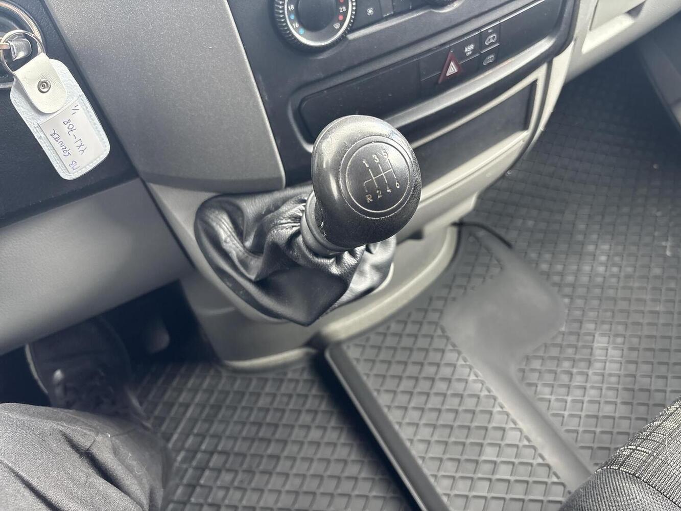 Mercedes-Benz Sprinter vaihtoauto