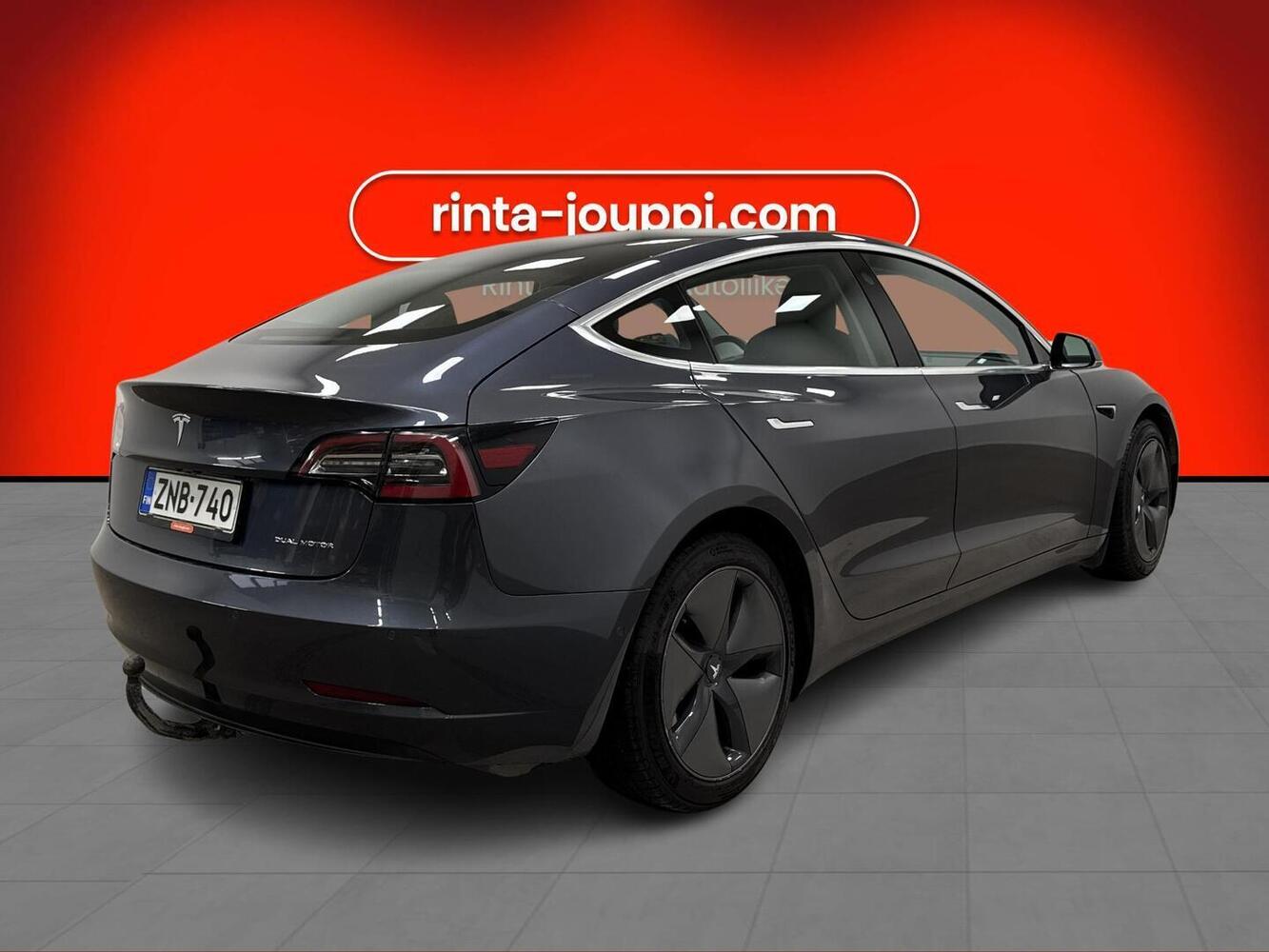Tesla Model 3 vaihtoauto