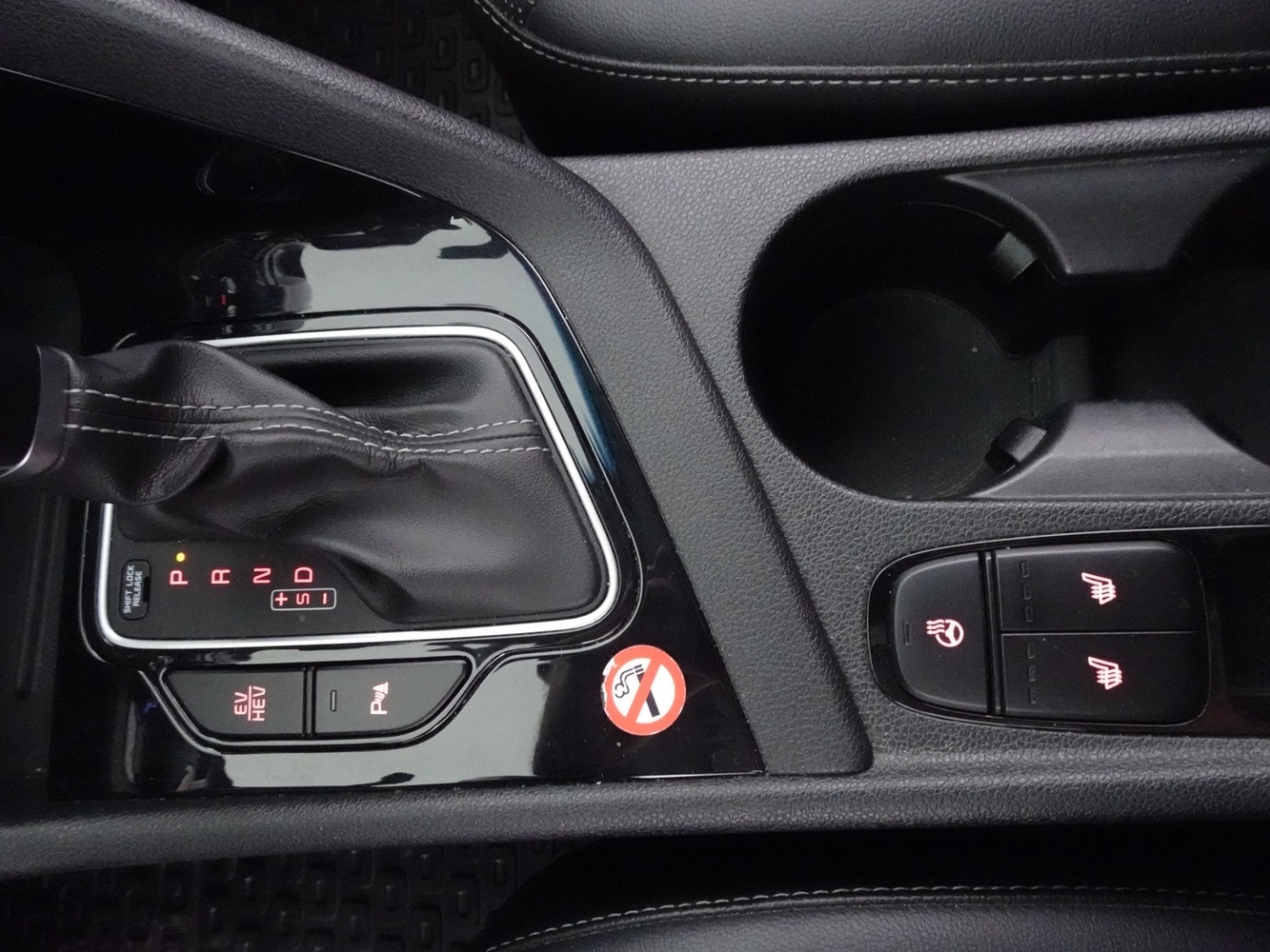 Kia Niro vaihtoauto