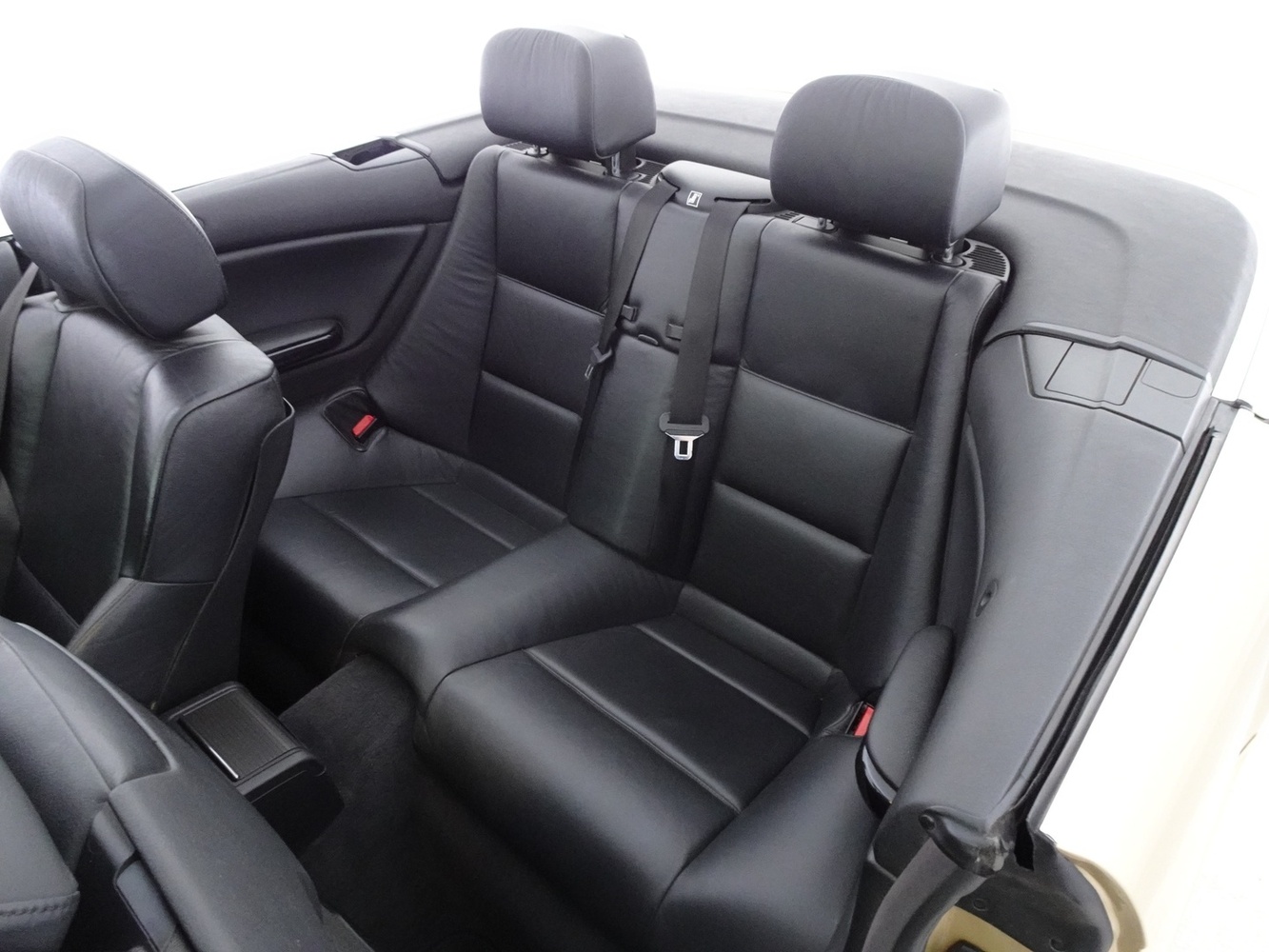 BMW 323 vaihtoauto