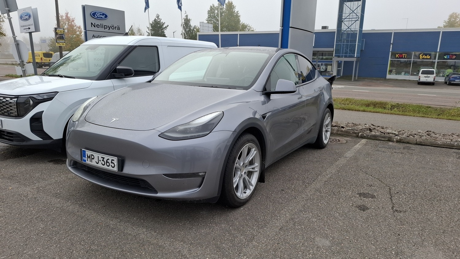 Tesla Model Y vaihtoauto
