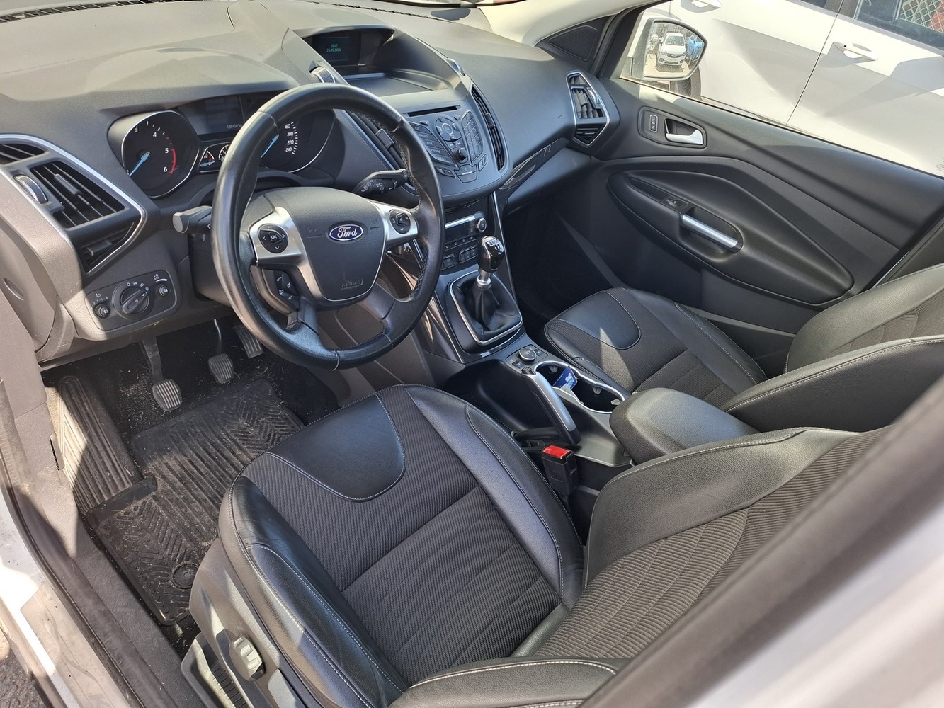 Ford Kuga vaihtoauto