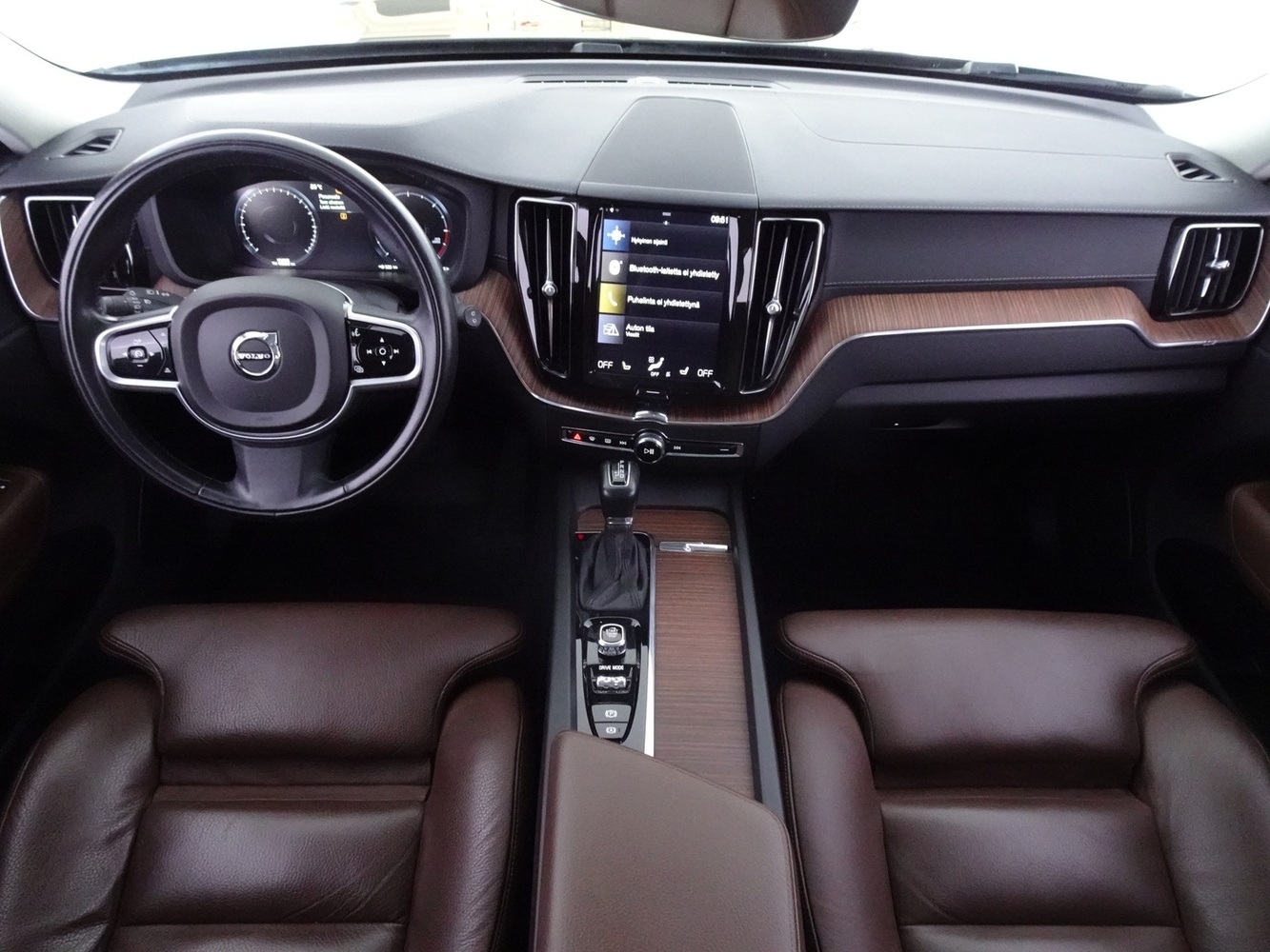 Volvo XC60 vaihtoauto