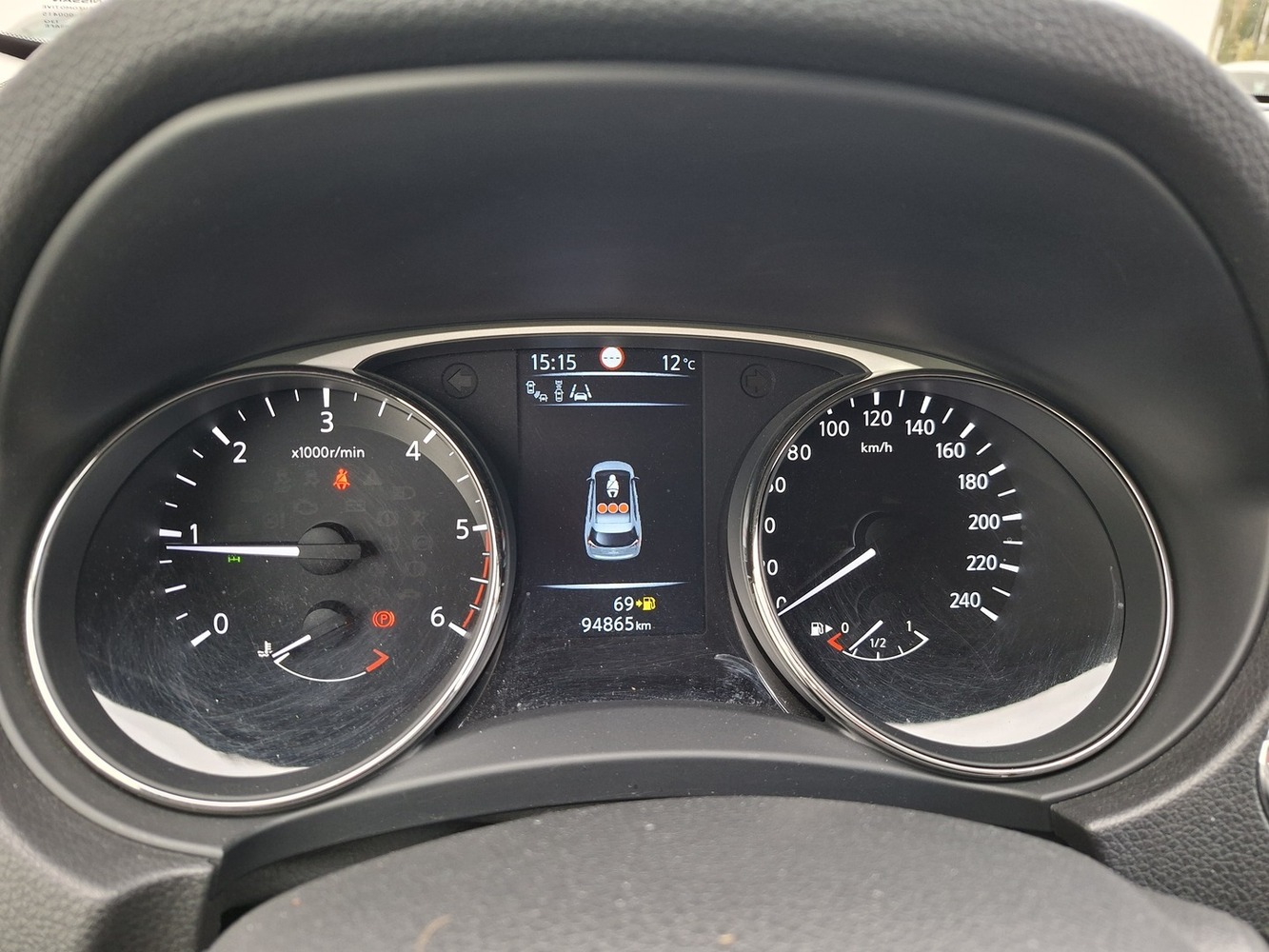 Nissan X-Trail vaihtoauto