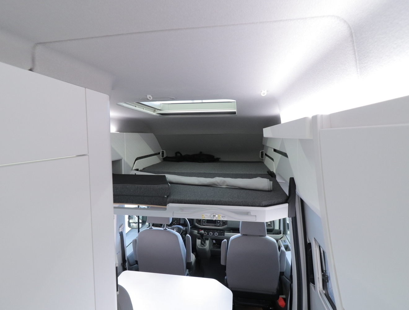 Volkswagen Grand California vaihtoauto