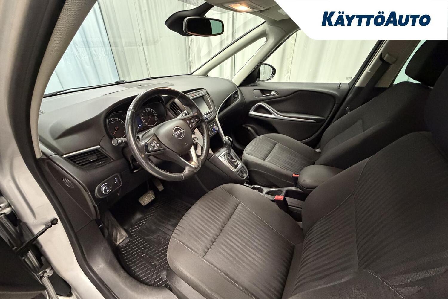Opel Zafira vaihtoauto