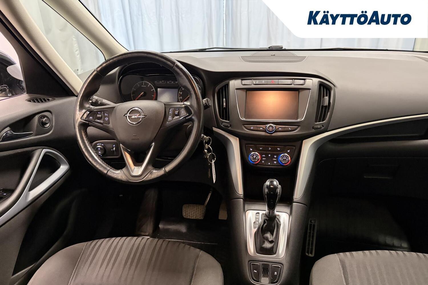 Opel Zafira vaihtoauto