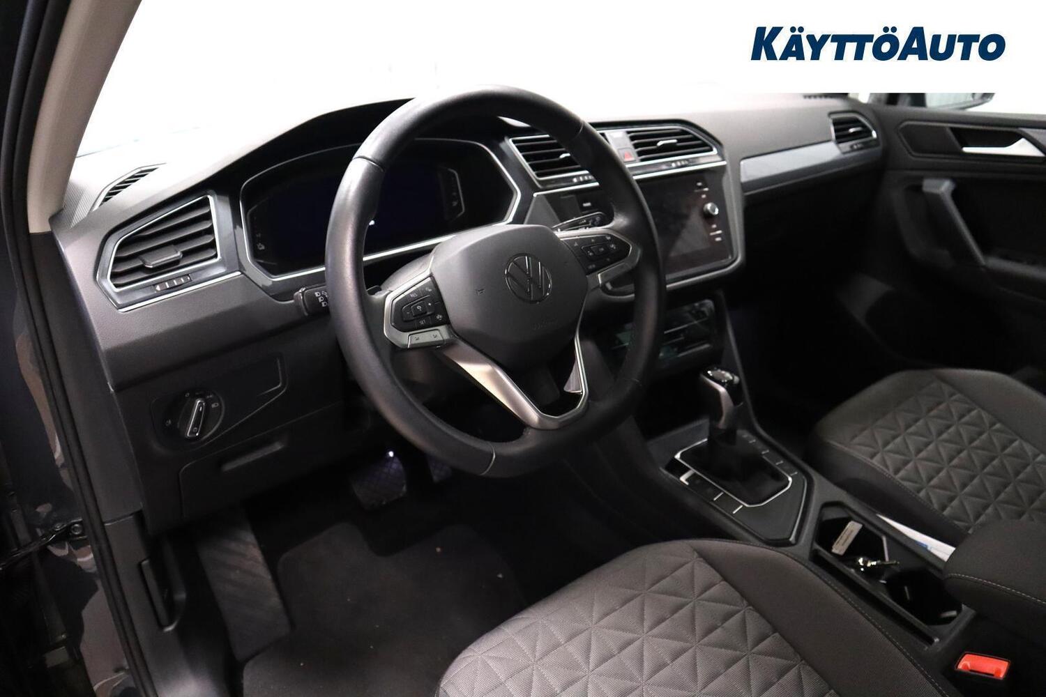 Volkswagen Tiguan vaihtoauto