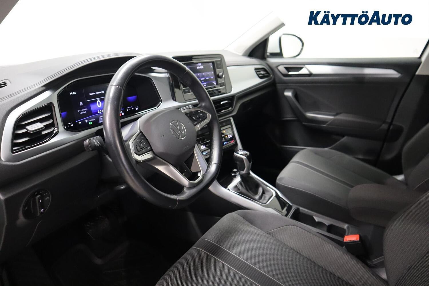 Volkswagen T-Roc vaihtoauto