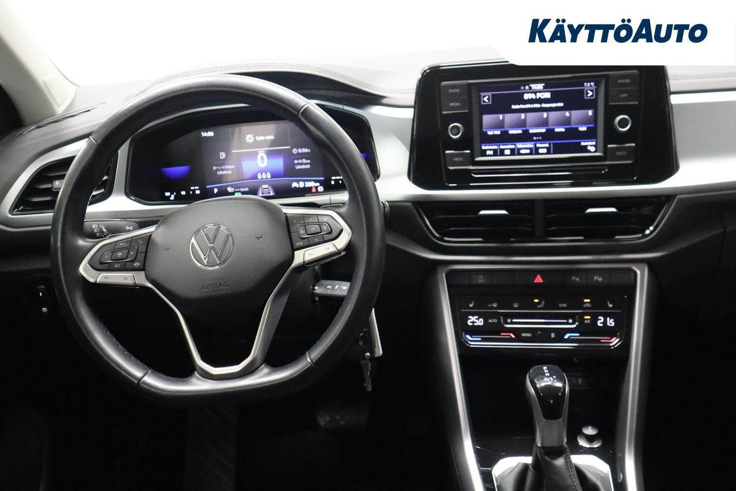 Volkswagen T-Roc vaihtoauto