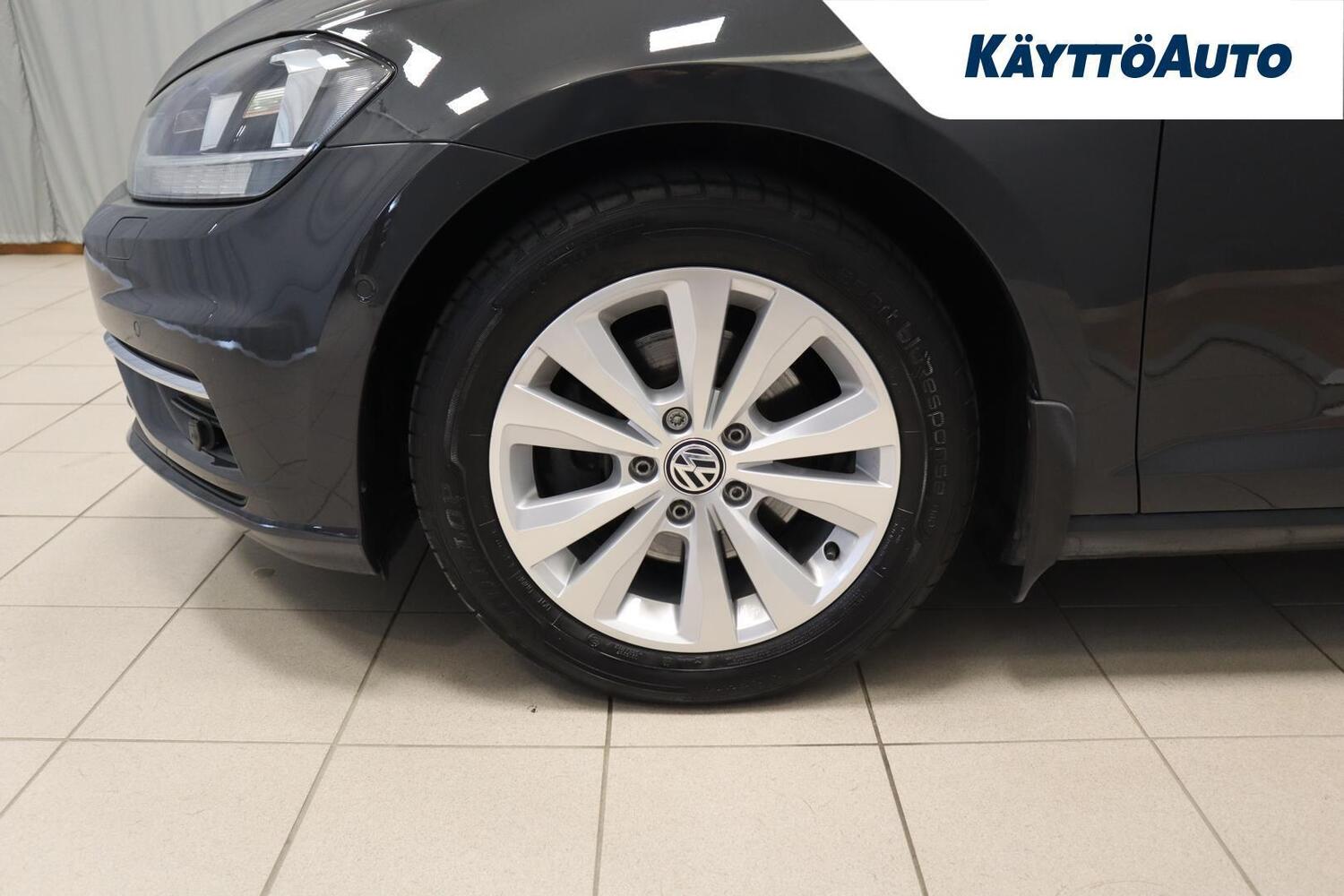 Volkswagen Golf vaihtoauto