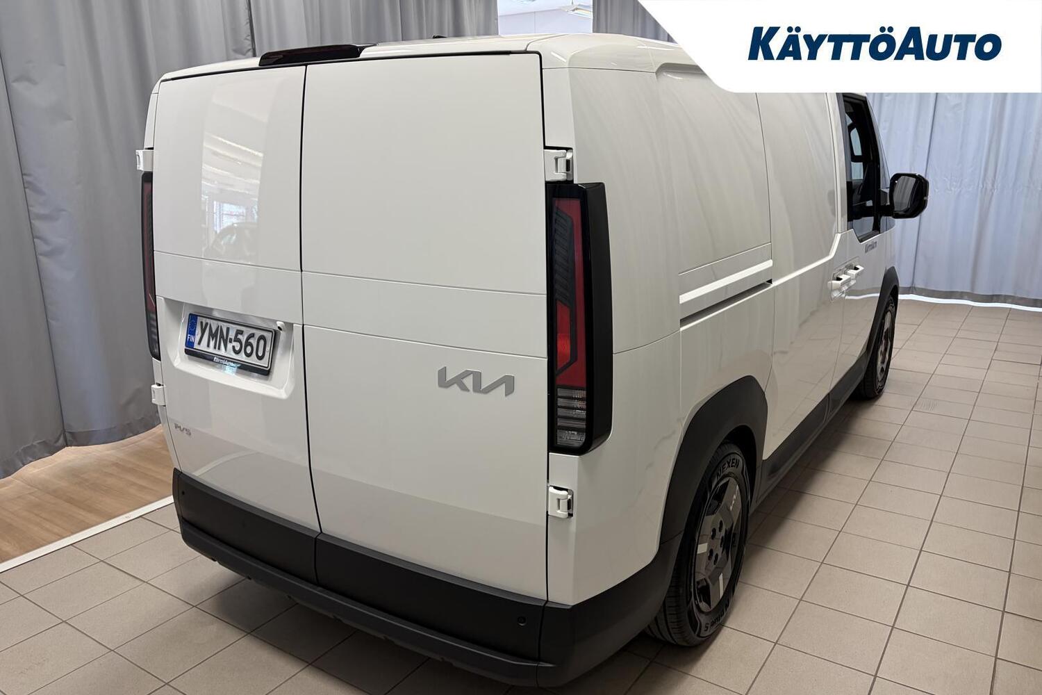 Kia PV5 Cargo vaihtoauto