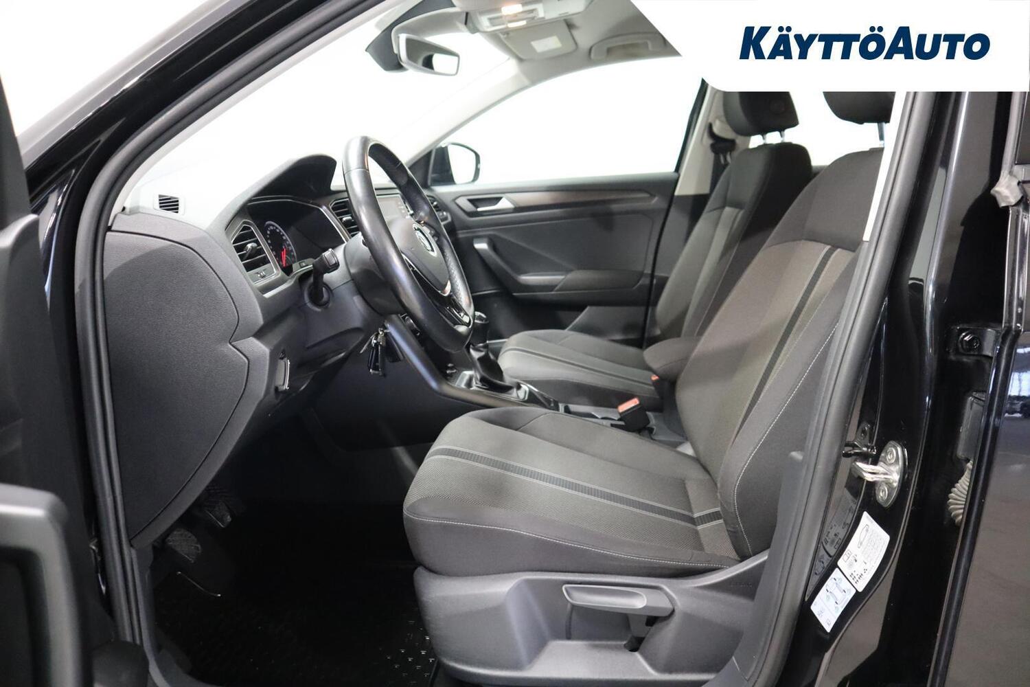 Volkswagen T-Roc vaihtoauto