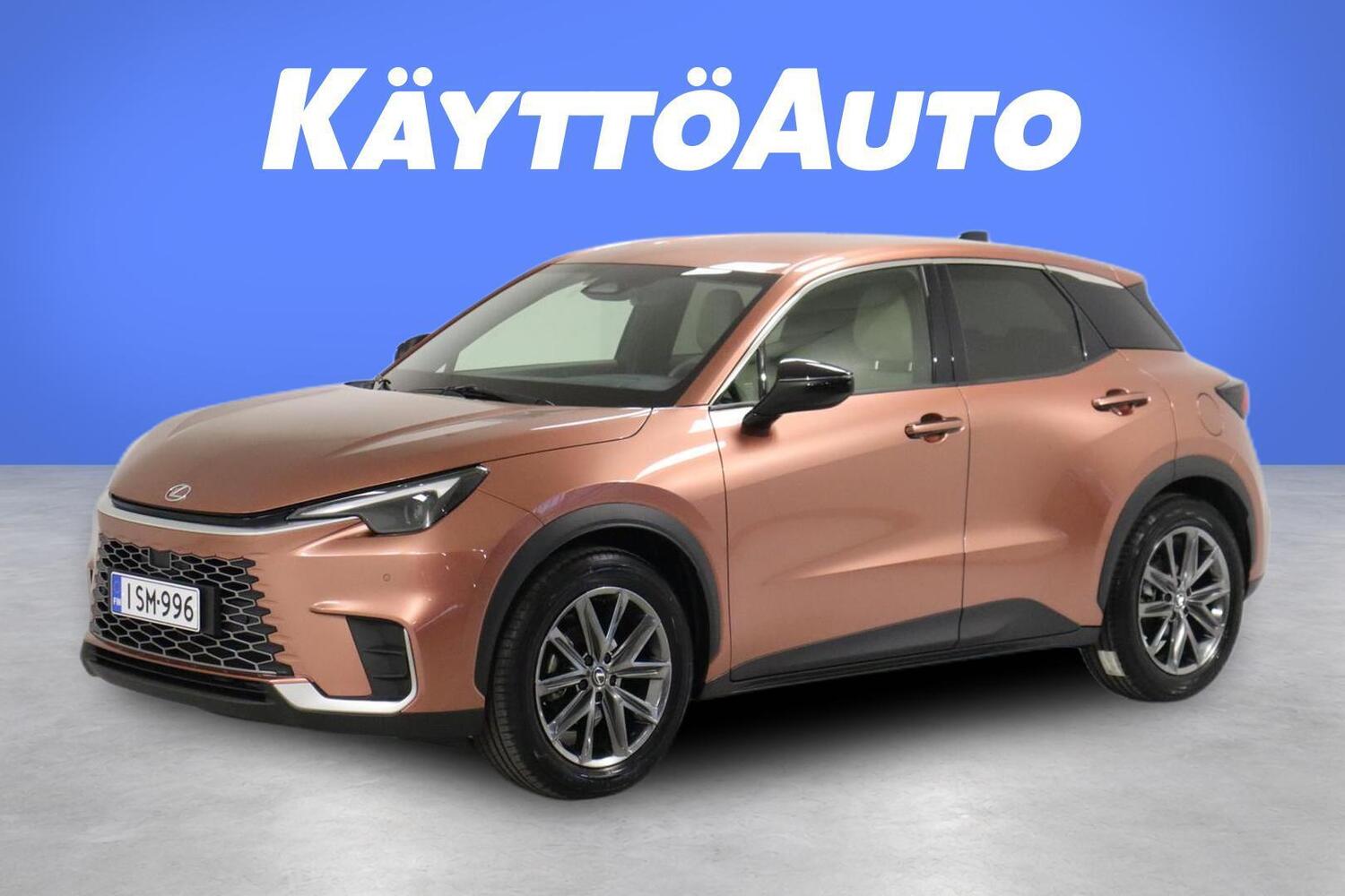 Lexus LBX vaihtoauto