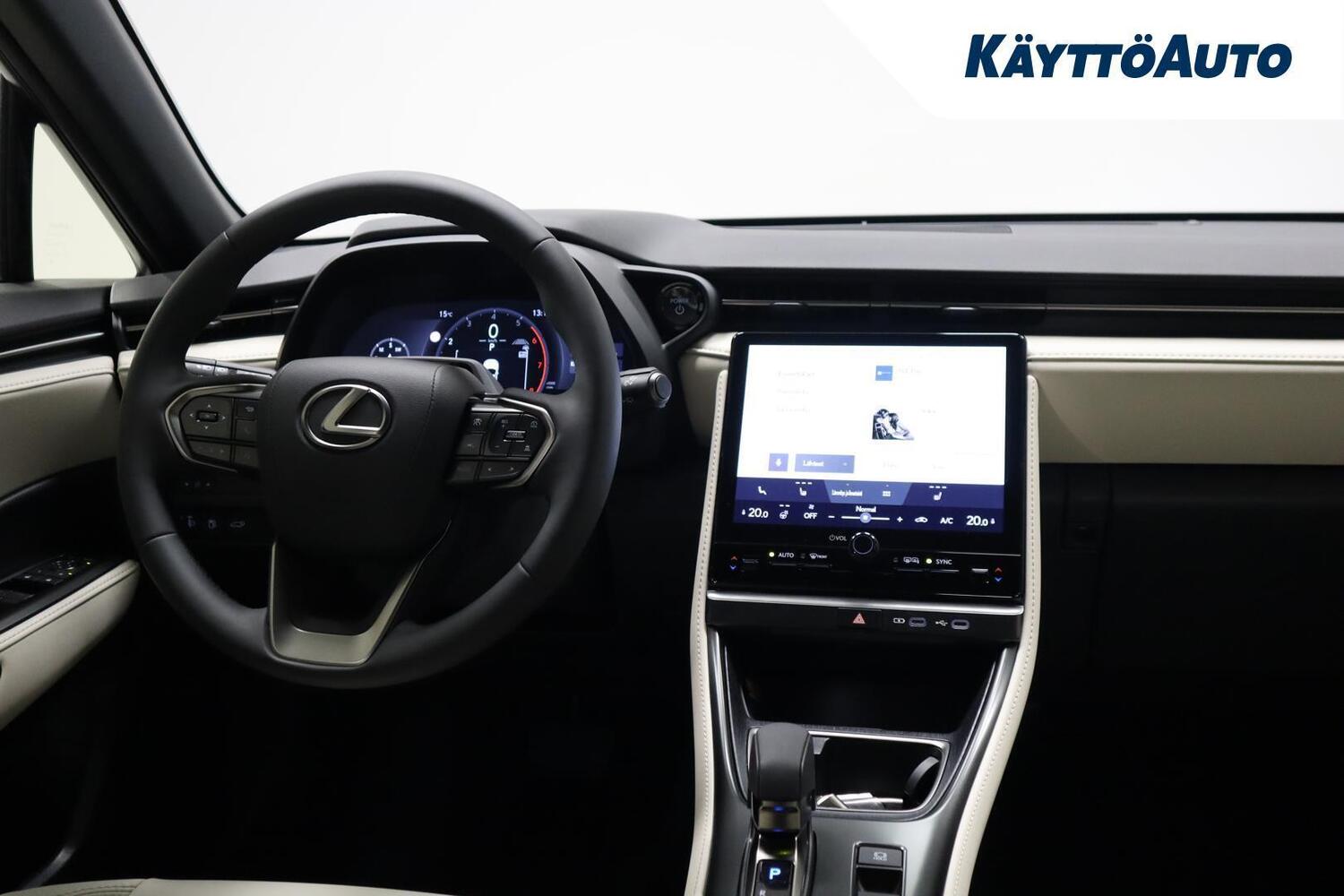 Lexus LBX vaihtoauto