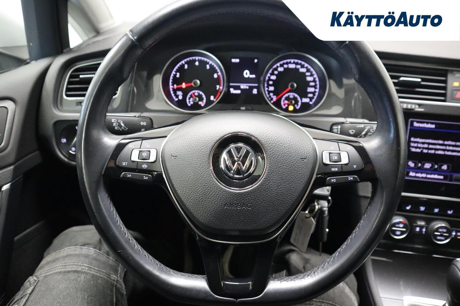 Volkswagen Golf vaihtoauto